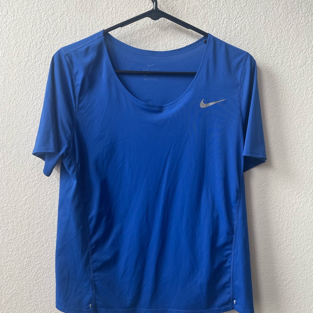 Nike Women's Royal Blue Short Sleeve Tee